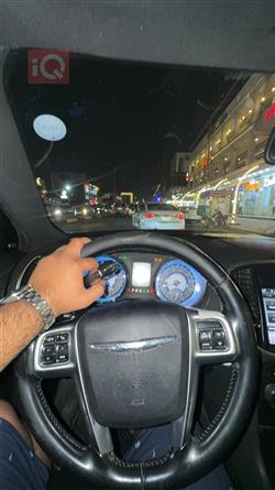 كرايسلر 300